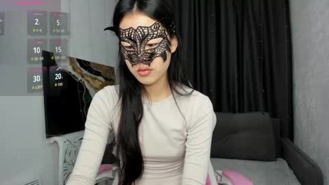 Snapshot of helenblazetrt chatting on May 2026 02:06:02 AM Hi I am Helen online show from May 2026 02:06:02 AM