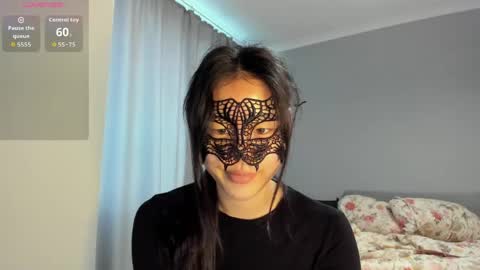 Snapshot of helenblazetrt chatting on May 2026 01:57:16 AM Hi I am Helen online show from May 2026 01:57:16 AM