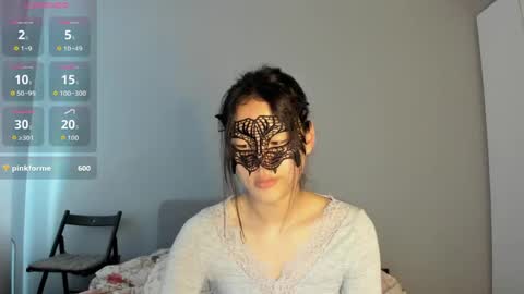 Snapshot of helenblazetrt chatting on June 2026 02:05:02 AM Hi I am Helen online show from June 2026 02:05:02 AM