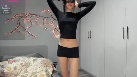 Snapshot of helenblazetrt chatting on July 2026 02:42:02 AM Hi I am Helen online show from July 2026 02:42:02 AM