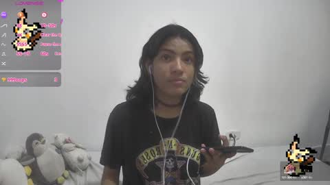 Helia Transfem and Amy online show from January 2025 06:35:02 PM