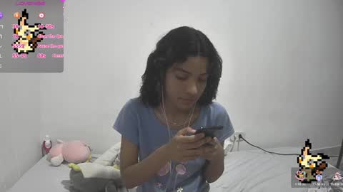 Helia Transfem and Amy online show from January 2025 01:22:01 AM