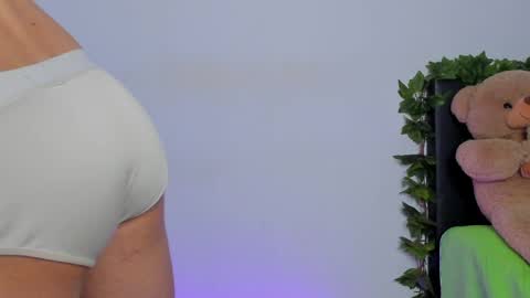 alan y zack online show from April 2026 12:46:02 PM