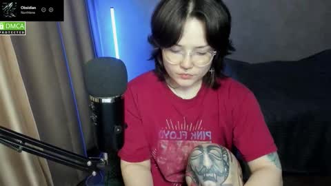 Red online show from December 2025 06:27:02 PM