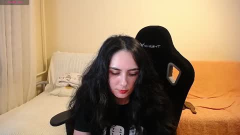 Snapshot of hella_helen chatting on July 2026 11:35:02 PM Helen online show from July 2026 11:35:02 PM
