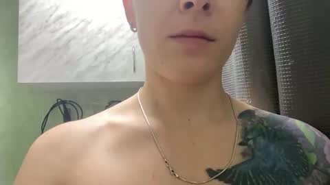 Snapshot of helldollz chatting on December 2024 12:27:02 PM HellDollz online show from December 2024 12:27:02 PM