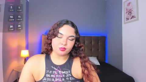 hellen online show from November 2025 03:54:01 AM