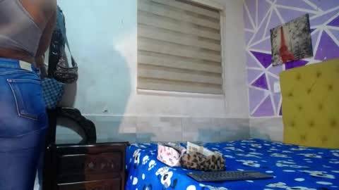 Snapshot of hellen_maya chatting on April 2026 06:54:02 PM hellen maya online show from April 2026 06:54:02 PM