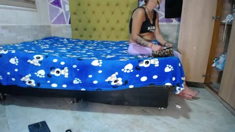 Snapshot of hellen_maya chatting on May 2026 07:00:02 PM hellen maya online show from May 2026 07:00:02 PM