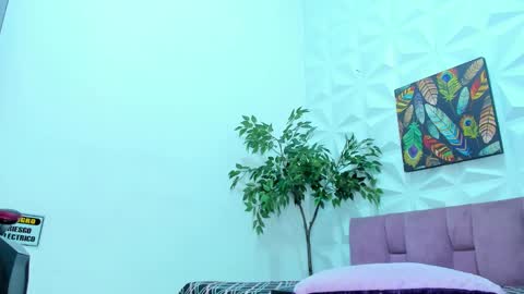 hellen     online show from February 2025 07:16:02 PM