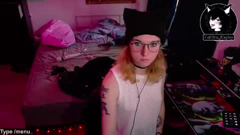 Snapshot of hellfire_girl chatting on June 2026 01:55:02 AM Hayley online show from June 2026 01:55:02 AM