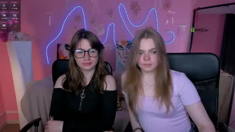 Snapshot of helli_belli chatting on May 2026 07:41:02 PM Helli online show from May 2026 07:41:02 PM