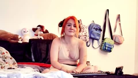 HellienaDesroser online show from September 2025 03:34:01 AM