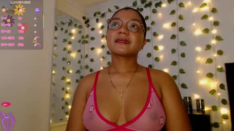 Snapshot of hello_candy chatting on May 2026 11:44:02 PM Candy online show from May 2026 11:44:02 PM