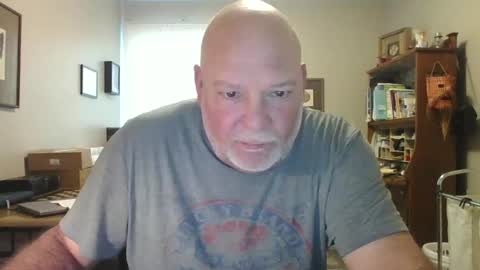 helloforfun111 online show from October 2025 12:15:02 PM