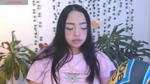 hellokitty_valery1 online show from April 2026 01:53:01 AM