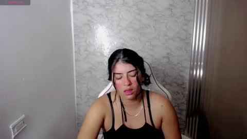 Snapshot of helloo_kityy25 chatting on March 2026 02:26:01 AM helloo_kityy25 online show from March 2026 02:26:01 AM