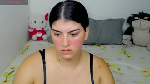 helloo_kityy25 online show from July 2026 12:53:02 AM