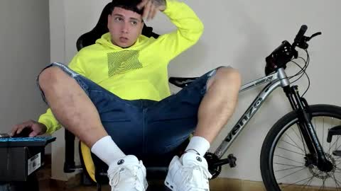 Star and Andy online show from October 2025 08:04:01 AM