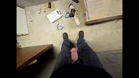 helpmestroke88 online show from October 2025 09:57:01 AM