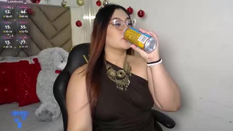 Zahira online show from December 2025 08:49:02 PM