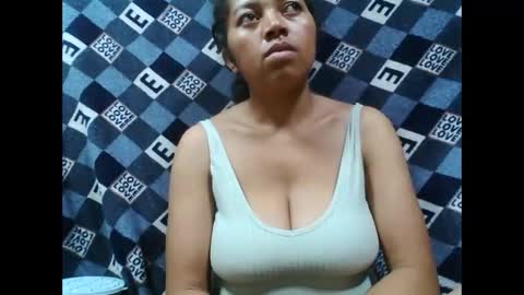 henitsaldy online show from September 2025 07:05:01 PM