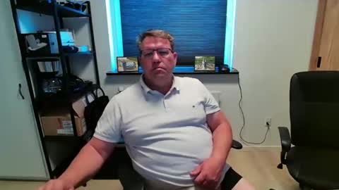 henrikrp1971 online show from May 2026 12:21:02 PM