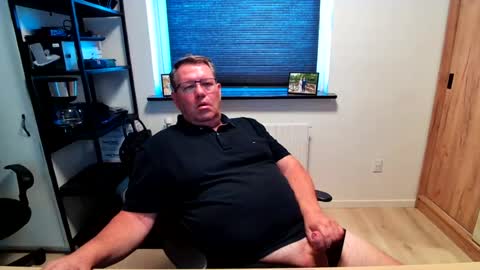 henrikrp1971 online show from July 2026 09:13:01 AM