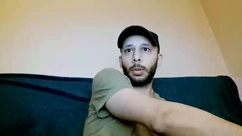 HenryAxe online show from February 2025 12:14:01 AM