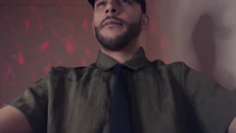 HenryAxe online show from September 2025 09:26:02 PM