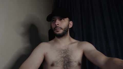 HenryAxe online show from September 2025 04:39:02 AM