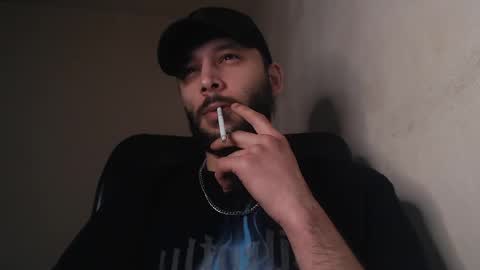 Snapshot of henryaxe chatting on May 2026 08:54:02 AM HenryAxe online show from May 2026 08:54:02 AM