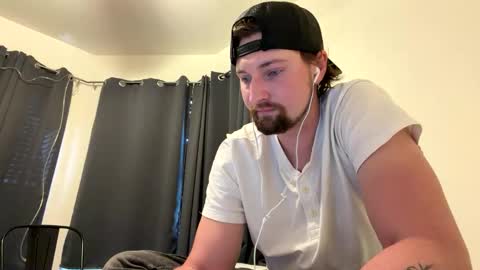 Snapshot of henryjackk chatting on March 2026 06:24:01 PM HenryJackk online show from March 2026 06:24:01 PM