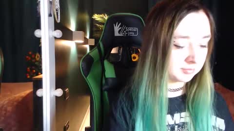 Snapshot of hentaishiing chatting on May 2026 07:01:01 PM Hentaishiing online show from May 2026 07:01:01 PM