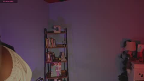 Hello I am Valentina independent Colombian model I love sensuality and pleasure welcome online show from April 2026 11:49:01 AM