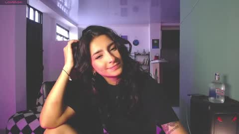 Hello I am Valentina independent Colombian model I love sensuality and pleasure welcome online show from June 2026 07:39:01 PM