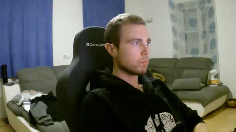 John Pearl online show from January 2026 06:54:01 PM