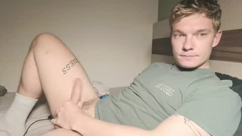 Snapshot of hercules__ chatting on July 2026 04:31:02 PM Gregblonde Alextattoo online show from July 2026 04:31:02 PM
