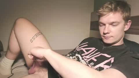 Snapshot of hercules__ chatting on July 2026 06:32:02 PM Gregblonde Alextattoo online show from July 2026 06:32:02 PM