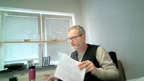 Snapshot of hering76 chatting on March 2026 07:53:01 AM hering76 online show from March 2026 07:53:01 AM