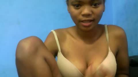 herisse01 online show from April 2026 05:54:01 AM