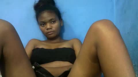 herisse01 online show from April 2026 06:57:02 PM