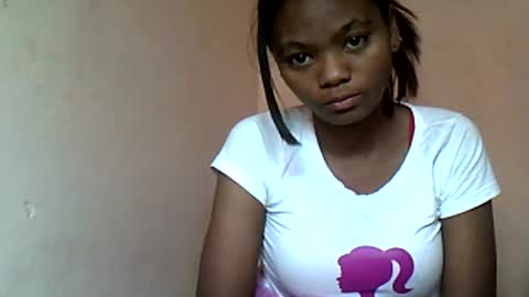 herisse01 online show from June 2026 06:32:02 AM