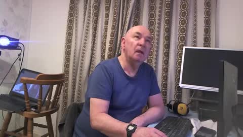 Snapshot of hermeneutika chatting on January 2025 06:30:02 AM mature online show from January 2025 06:30:02 AM