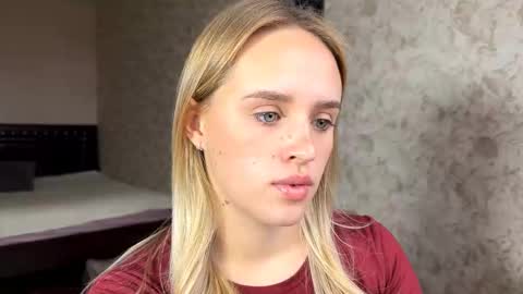 Sylvia online show from October 2025 07:38:01 AM