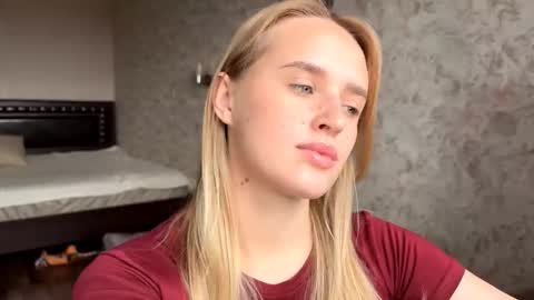 Sylvia online show from October 2025 08:04:01 AM