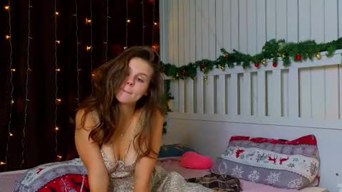 Nicole online show from February 2026 12:22:02 AM