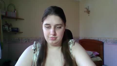 hess_luna_ online show from March 2026 10:08:01 AM