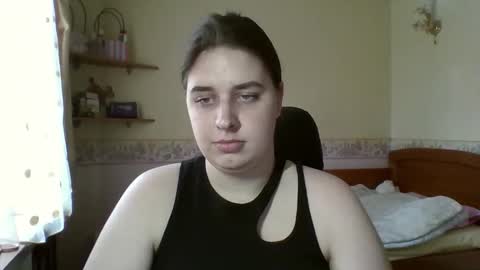 hess_luna_ online show from March 2026 08:42:01 AM