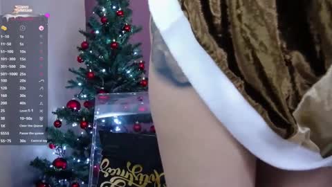 Snapshot of hessahessy chatting on December 2024 03:31:02 PM Hessy online show from December 2024 03:31:02 PM